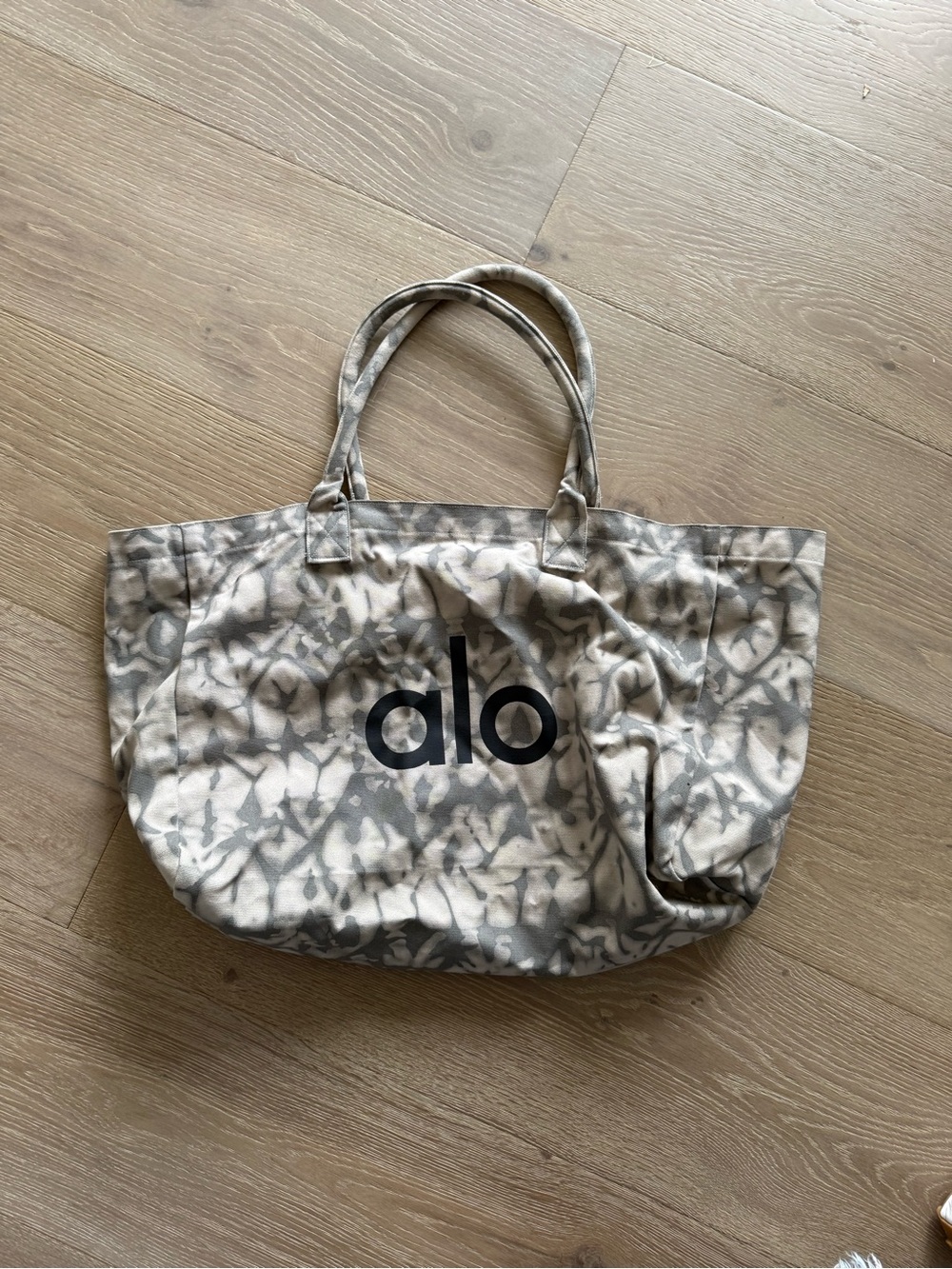 ALO Yoga Neutral Patterned Canvas Tote in Beige and Gray - Picture 2 of 2